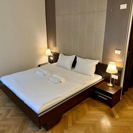 Schiller Apartment - Old Town 锡比乌 外观 照片